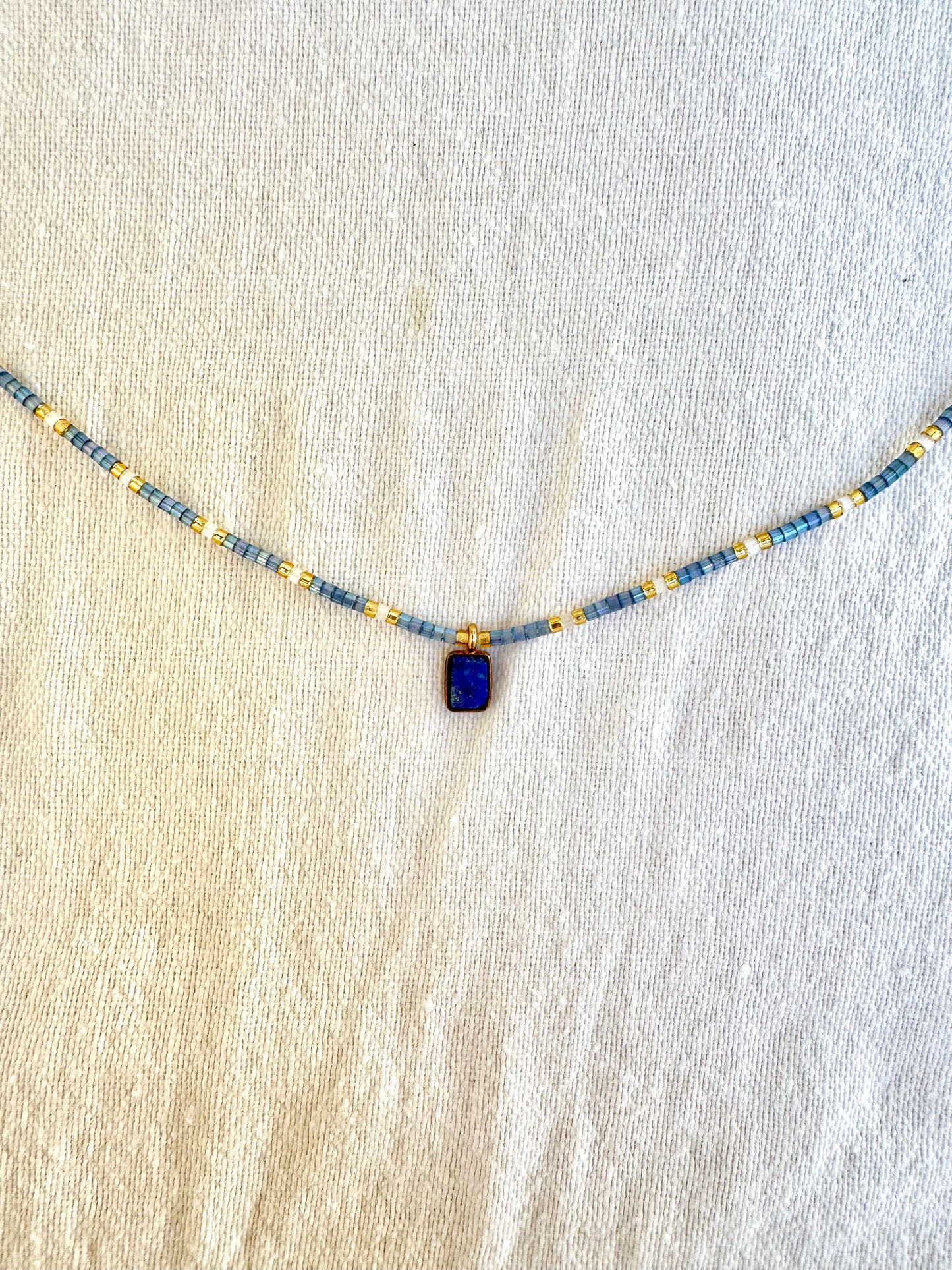 Collar Goa Lapislázuli recto