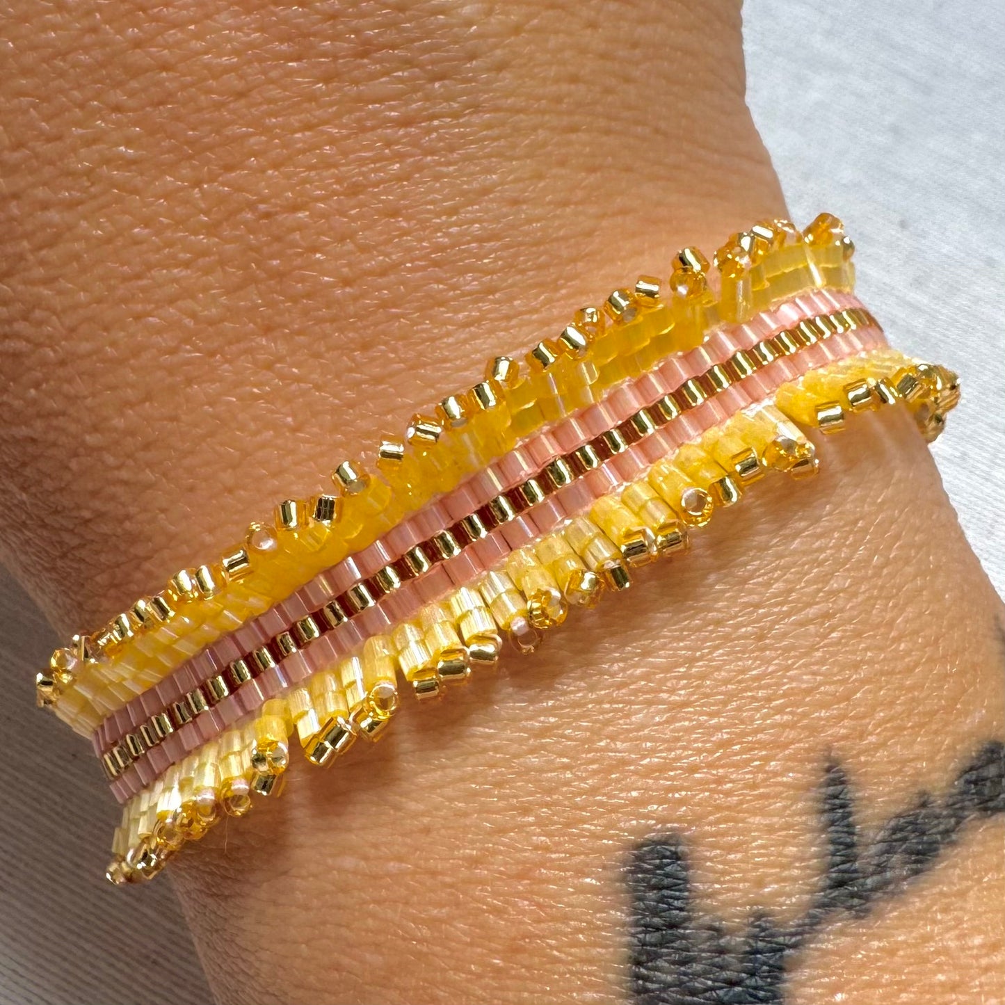 Pulsera Ibiza tamaño fino en amarillo
