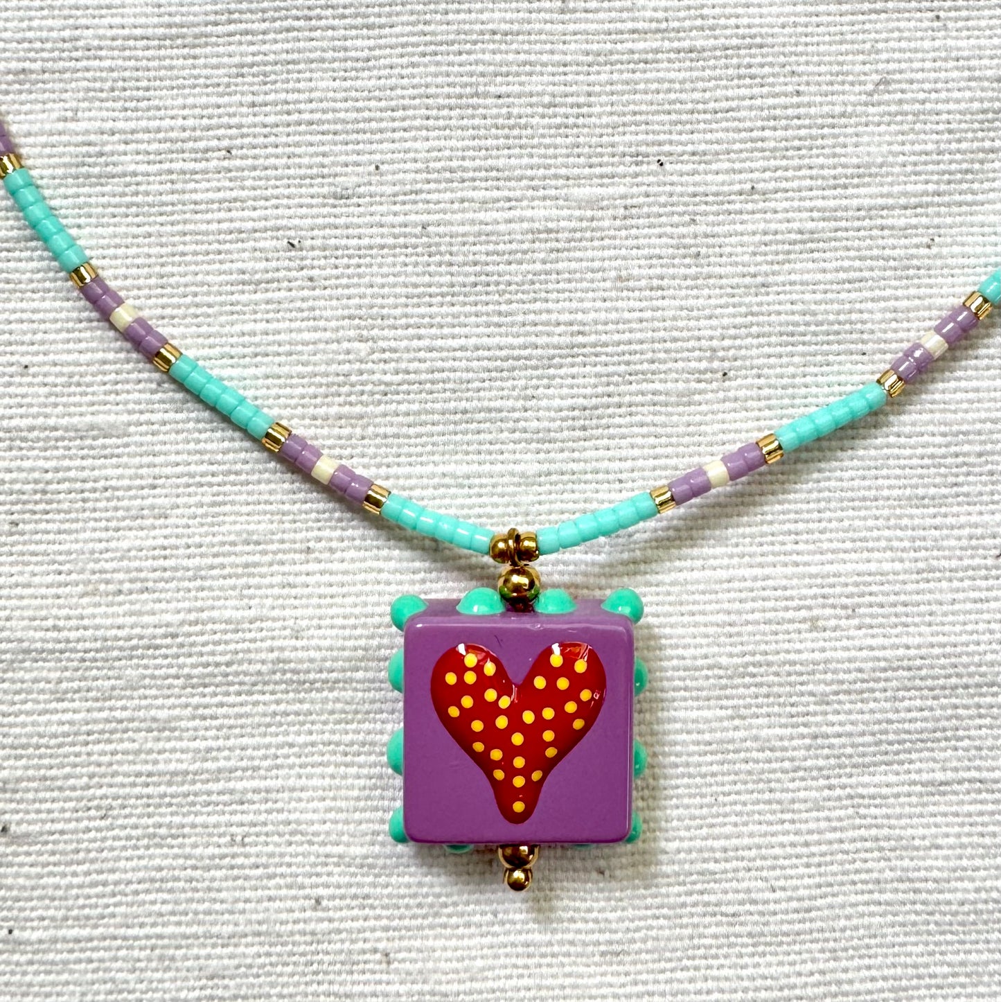 Collar Toscana corazón lila